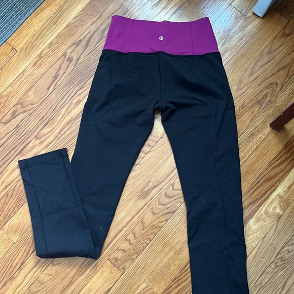 Lululemon high waisted leggings size 6 - Picture 4 of 5